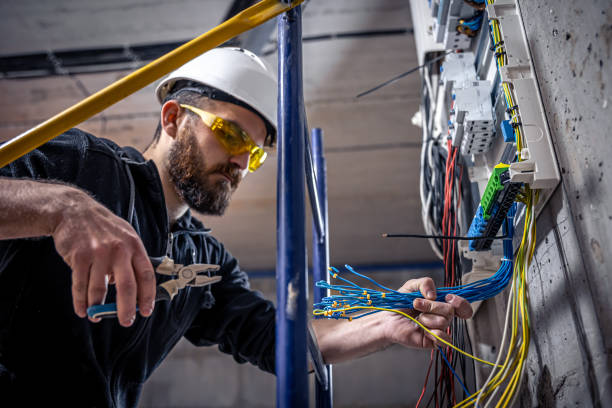 Best Commercial Electrician Services  in Huntington Bay, NY
